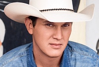 Jon Pardi se kdysi vloupal na CMA Awards