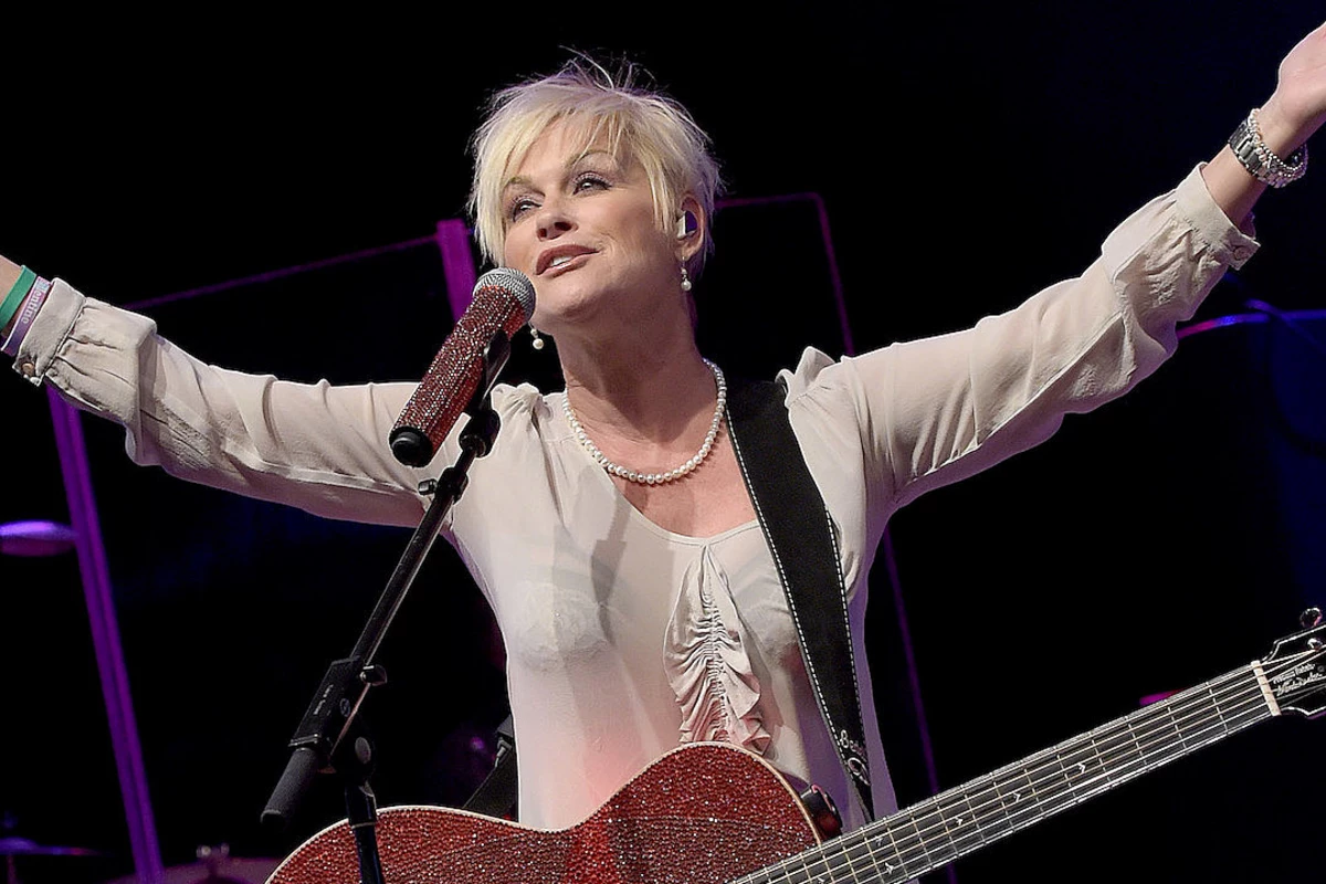 LORRIE MORGAN VYDÁVÁ NOVÉ ALBUM